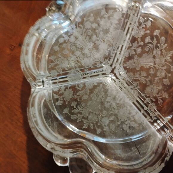 Vintage Duncan Miller Three Section Crystal Etched Candy Dish - Picture 12 of 12